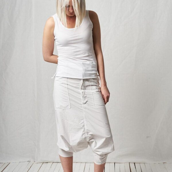avaleigh Cotton Poplin Triangle Trousers – Tailored Comfort